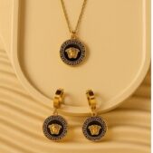 Golden Medusa Square Pendant Set Main