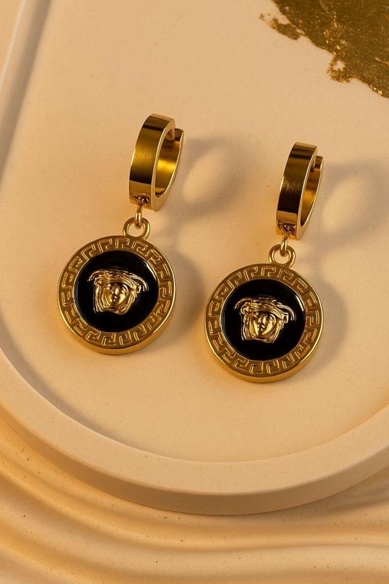 Golden Medusa Square Pendant Set X2 Golden Medusa Square Pendant Set X2