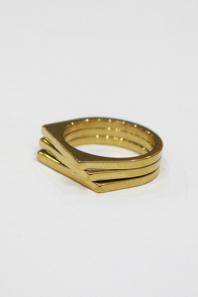 Vera Triple Chevron Ring Gold Vera Triple Chevron Ring Gold